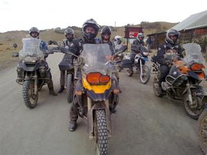 Dusty knobblies: At the end of the Coffee Bay outride. FLTR Lang Wynand, Pete, Kort Wynand, Chris, Terrance, Hennie